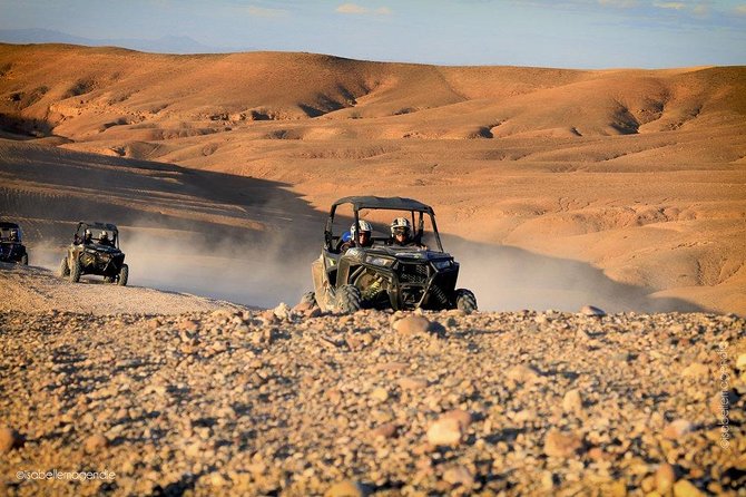 buggy dans le désert d'agafay marrakech